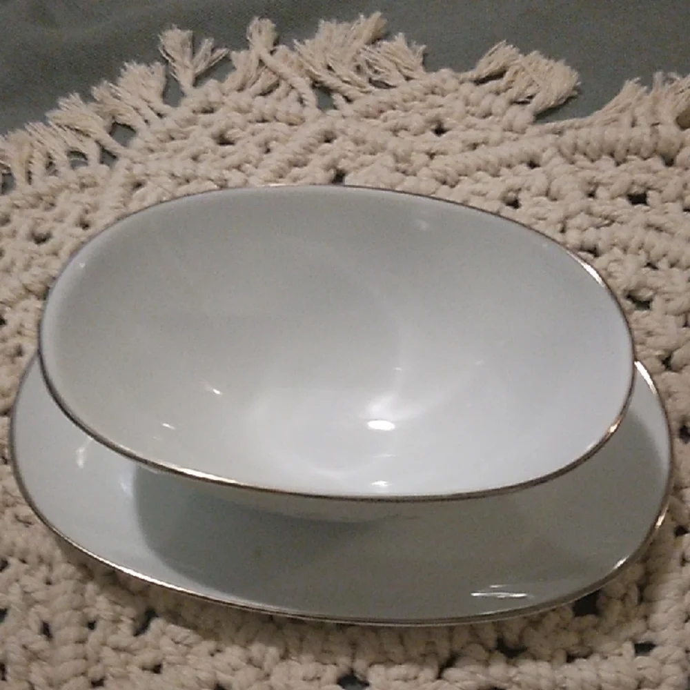 Vintage Rosenthal Bettina Gravy Boat 3436 29 & Creamer 3436 /16